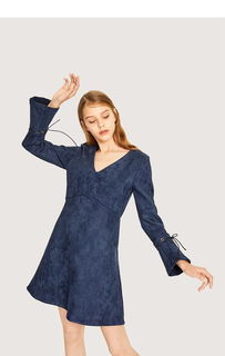 服裝設計成品圖 創(chuàng)意與技術的完美融合