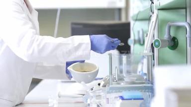 天平 生物化工領域的精密基石